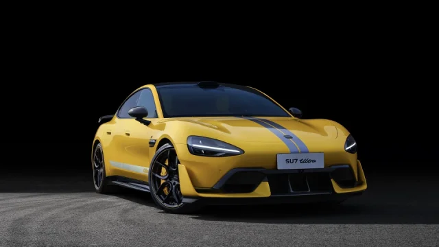 Elektromobily budou muset zpomalit. Přikáže jim to nový zákon, který omezí jejich zrychlení