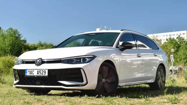 Volkswagen Passat Variant nový