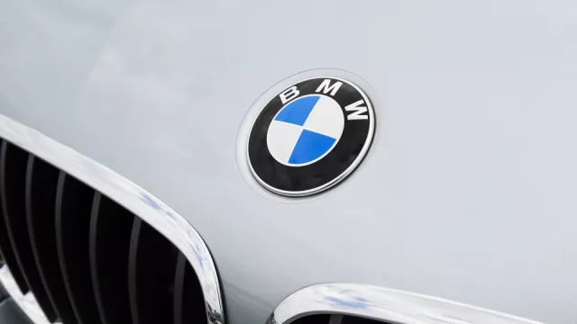 Nečekaná změna. Luxusní BMW dostanou nové logo