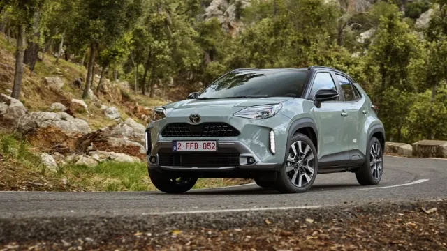 První svezení: Nová Toyota Yaris Cross je svižnější a tišší. Už bude jen hybrid, zvykněte si