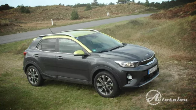 Mohutná ofenzíva SUV pokračuje - Kia Stonic 2017