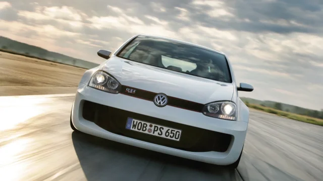 Retro: Passat W8, dvanáctiválcový Golf i supersport. Tohle jsou nejlepší auta v historii Volkswagenu