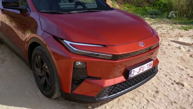 Recenze Toyoty C-HR+ FWD Style