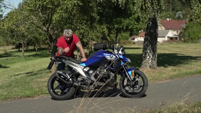 Recenze motocyklu BMW R 1300 R