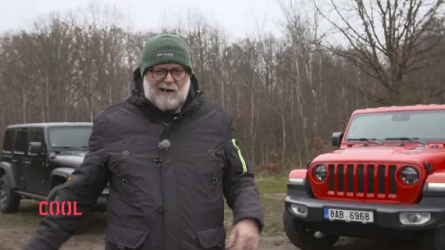 Letošní televizní Autosalon č. 1: Zabavte se covidu navzdory! Budeme driftovat i topit auto v bahně