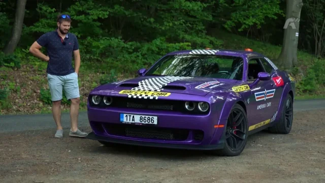 Recenze Dodge Challenger SRT Hellcat Redeye Jailbreak