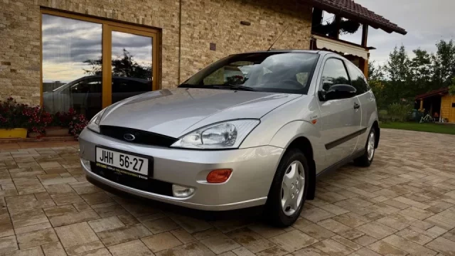 Tenhle Ford Focus vypadá jako nový a ujel jen 32 tisíc kilometrů. Prodejce za něj ani nechce majlant
