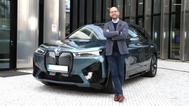 Flexibilní auta pro firmy i jednotlivce: Jak Arval připravuje Česko na elektromobilitu