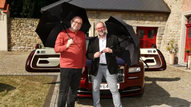 Luxusní test: Dvě auta a každé za 10 milionů