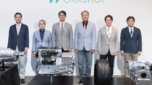 Elektromobily jako jediná budoucnost automobilů? Japonské automobilky řekly jasné „ne“