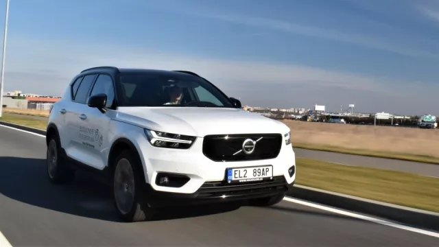 Test elektrického Volva XC40 Recharge Twin: Sporťák a ekolog v jednom balení