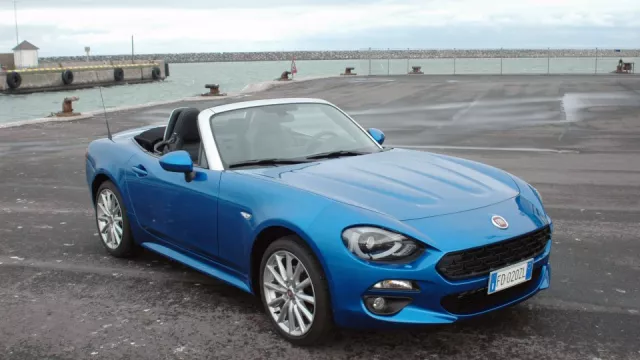 FIAT 124 SPIDER – návrat ke kořenům!