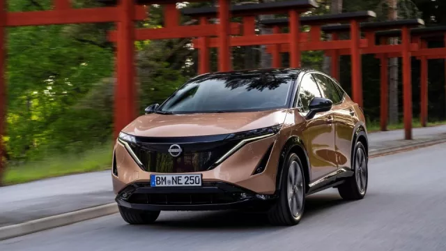 První test Nissanu Ariya: Zjevil se nečekaný král rodinných SUV. Odpůrcům elektřiny je ale zapovězen