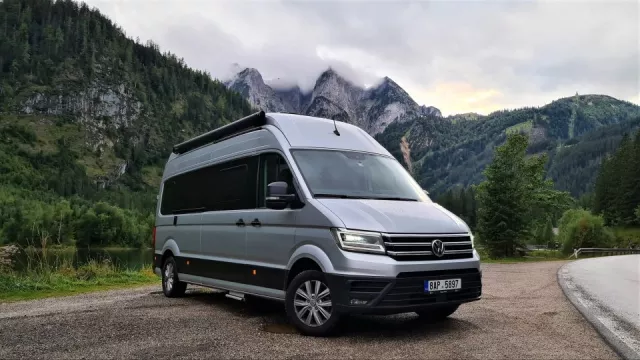 VW Grand California 680 stojí stejně jako nejmenší model. Přitom nabídne nesrovnatelný komfort