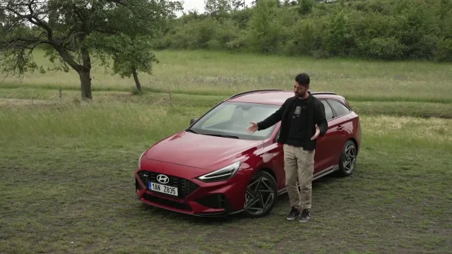 Oblíbený rodinný kombík dostal normální benzinový motor. Je s ním rychlejší a praktičtější