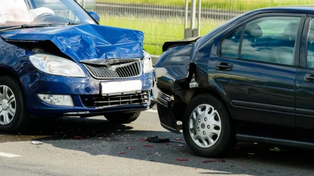 Pokud máte drahou pojistku auta, jednejte. Nečinností se totiž připravujete o nemalé peníze