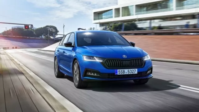 Přijíždí nová Škoda Octavia Sportline. Pro ty, kterým se líbí RS, ale nepotřebují silný motor