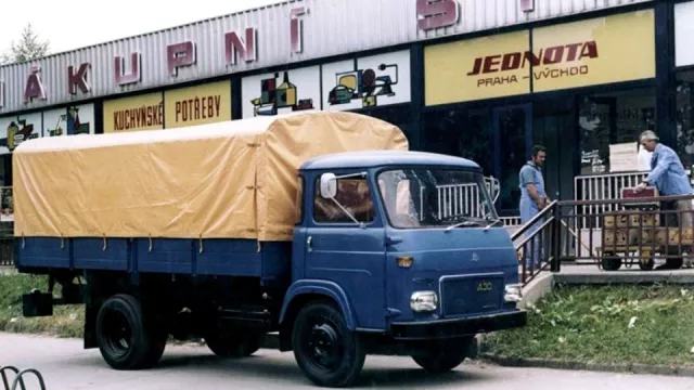 Retro: Avia nebyla ideální auto pro závody do vrchu, uměla ale vytvořit pěknou kouřovou clonu