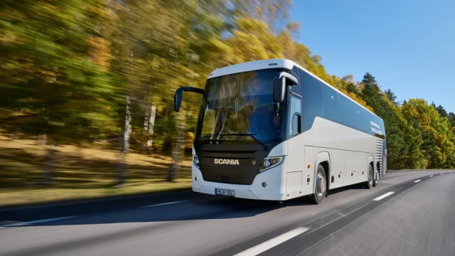 Cestující v autobuse se nevědomky dopouští závažného přestupku. Hrozí jim pokuta až 5000 Kč