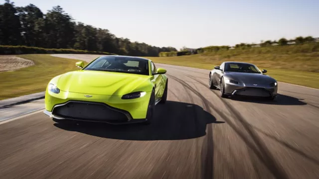 Konečně. Aston Martin Vantage je oficiálně venku