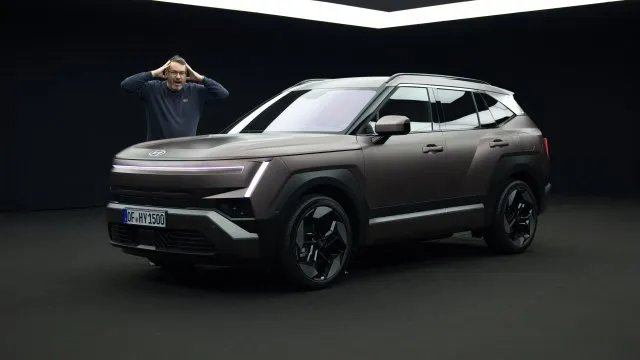 Ano, bude se vyrábět v Česku. Nový Tucson vypadá jako auto z budoucnosti, prohlédli jsme si ho