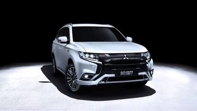 Nový Outlander PHEV absolvoval test spotřeby paliva dle WLTP