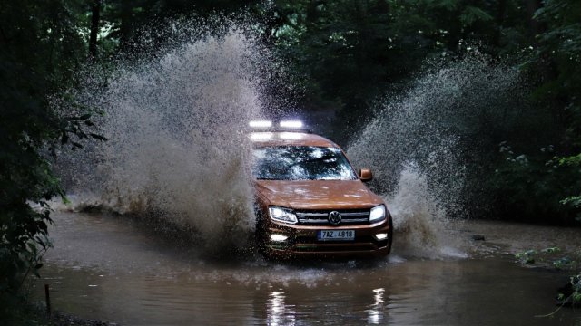 Sbohem, chlape, budeš nám chybět! Test Volkswagenu Amarok 3.0 V6 150 kW Canyon