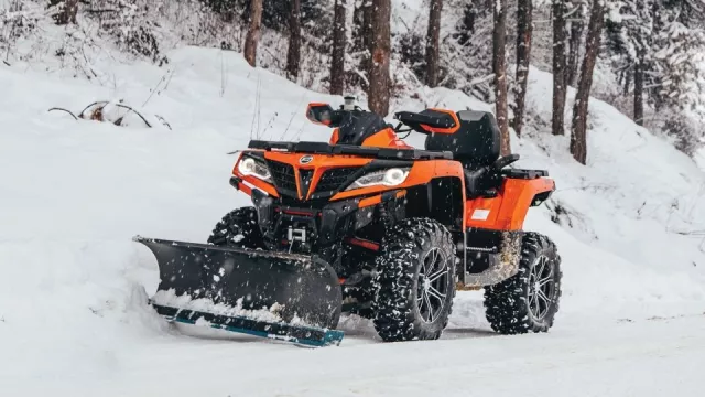 Spojení čínských cen a kvality KTM na Čechy zabírá. CFMOTO už je trojkou na trhu motorek a čtyřkolek