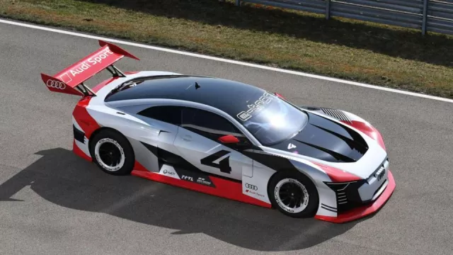 Audi e-tron Vision Gran Turismo míří z herní konzole na závodní okruh