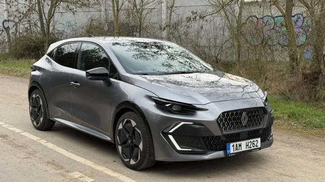 Renault Clio E-Tech 160