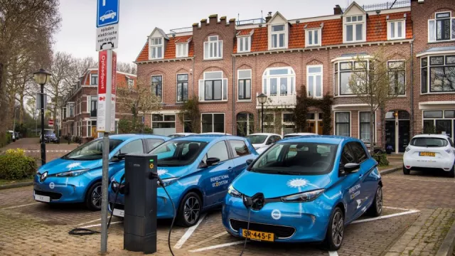 Renault začíná zkoušet nabíjení pomocí technologie vehicle–to–grid