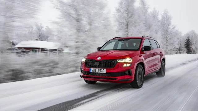 Kompletní zimní kola za korunu a nečekaně zvýhodněné autobaterie. Škoda má skvělou nabídku