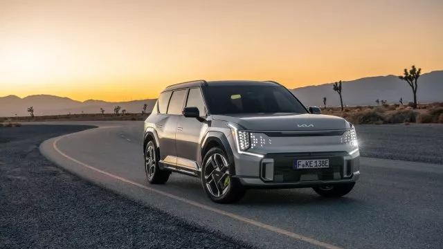 Kia otevřela objednávky na své nejvýkonnější SUV. Hledá bohaté řidiče s velkou rodinou