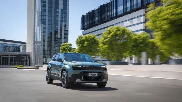 Nejlevnější Jeep má po faceliftu. Zachoval si manuál a nejdůležitější novinku snad nikdy neuvidíte