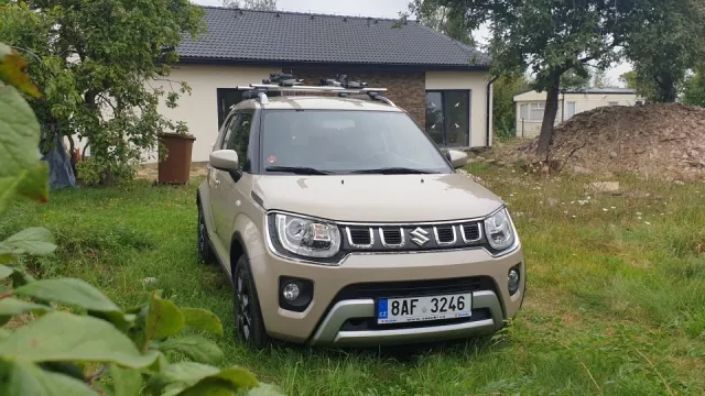 Test inovovaného Suzuki Ignis: Levné mini SUV s pohonem 4x4 jezdí za méně než 5 l benzinu na 100 km