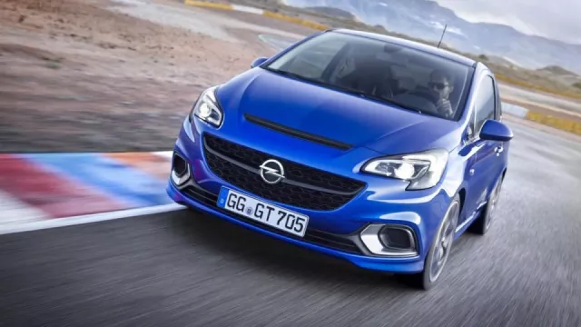Opel Corsa OPC: Natrhne Fabii …