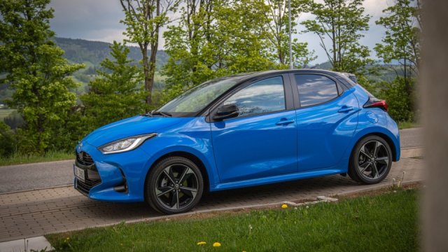 Při modernizaci se zapomnělo na parkovací kameru. Přesto je Toyota Yaris stále fenoménem