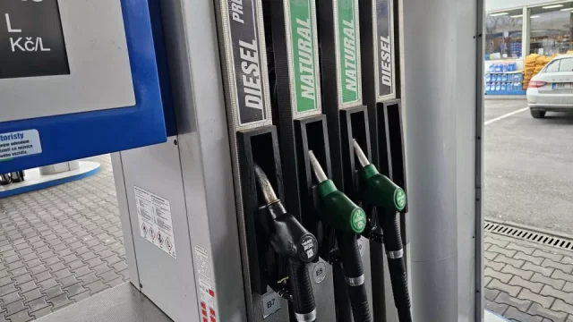Týden v autech: Kompenzace pro majitele dieselů i Škoda Epiq v nové nejlevnější verzi