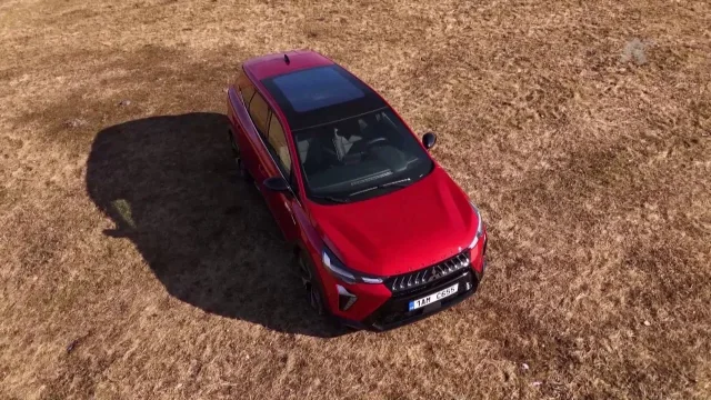 Recenze Mitsubishi Grandis 1,8 Hybrid