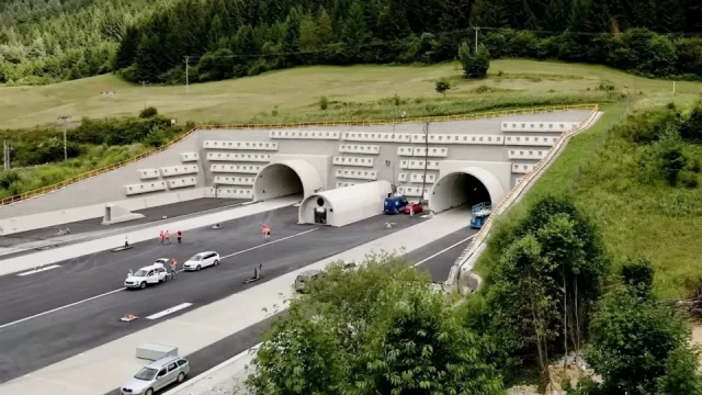 Vánoční trhy uvnitř nejdelšího tunelu v zemi. Kousek za českými hranicemi proběhne unikátní akce