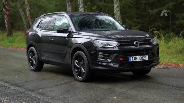 Recenze KGM Korando a Tivoli