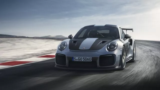 Dáme Ring pod 7 minut! Porsche si s 911 GT2 RS opravdu hodně věří