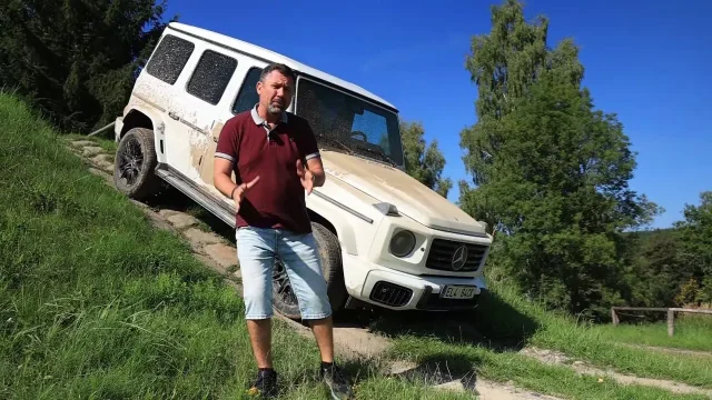 Elektrický Mercedes-Benz G umí v terénu divy. Honza za jeho volantem nevěřil vlastním očím