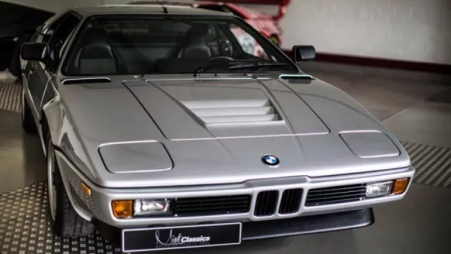 BMW M1 je na prodej za více než 20 milionů, no nekupte to!