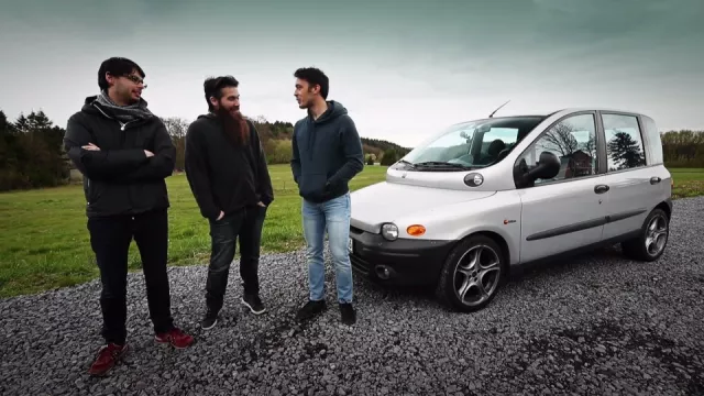 To bude ostuda! Fiat Multipla vyrazil na okruh Nürburgring