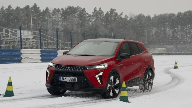 Nové Mitsubishi Grandis HEV má skvělou spotřebu paliva. Dynamikou ale nikoho neohromí