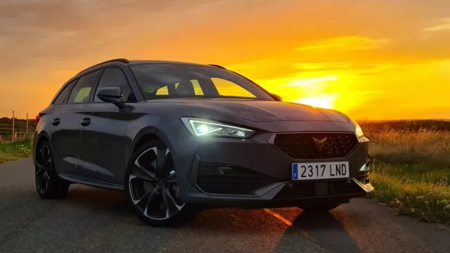 Test Cupry Leon Sportstourer 2.0 TSI 180 kW: Skvěle jezdící a stylový kombík haní vysoká cena