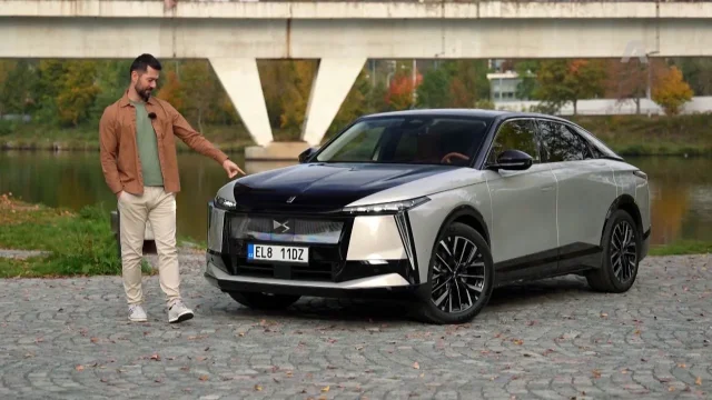 Recenze DS N°8 FWD Long Range