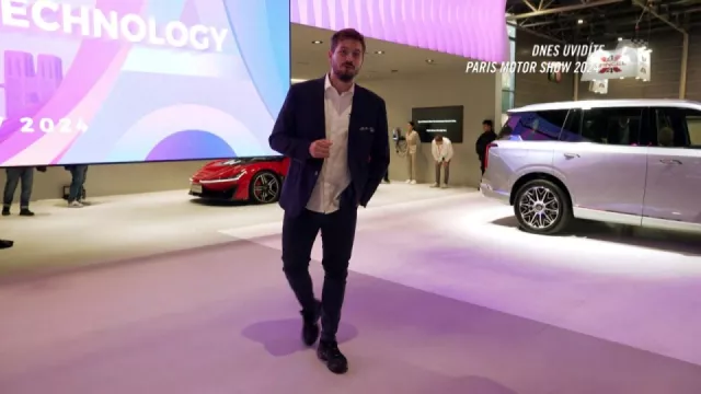 Autosalon 44