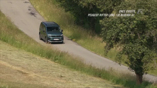 Nafťák jako závoďák, bazarovka za půl mega, vše o aditivovaných palivech. Nový Autosalon připravenu